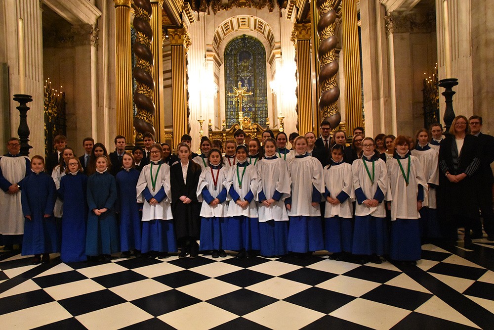 Girl Choristers & Chapel Choir sing Evensong at St Paul's Cathedral