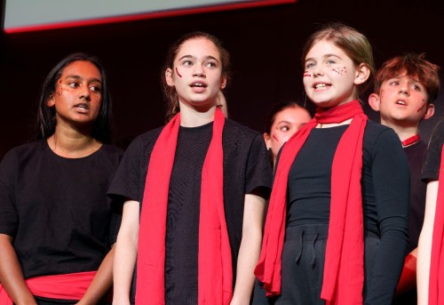TD House Singing 2025 116.jpg