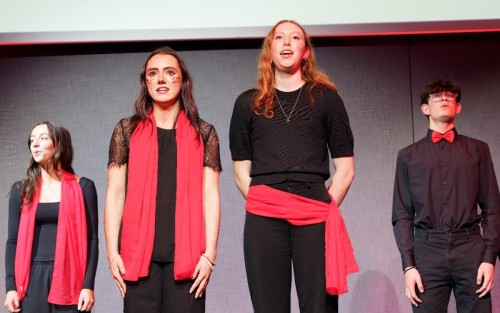 TD House Singing 2025 142.jpg