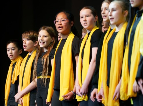 TD House Singing 2025 170.jpg