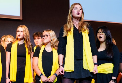TD House Singing 2025 96.jpg