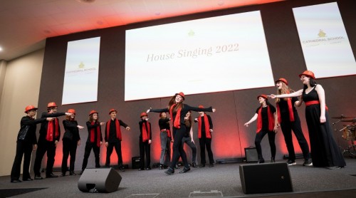 TD House Singing 2022 118.jpg