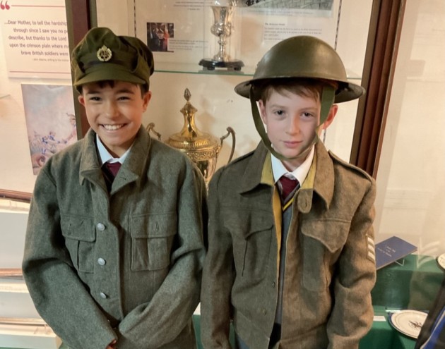 Year 6 visit Cardiff Castle